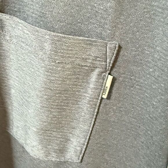 Vuori Tradewind Peformance Tee Pocket Short Sleeve Tee XL - Picture 6 of 6